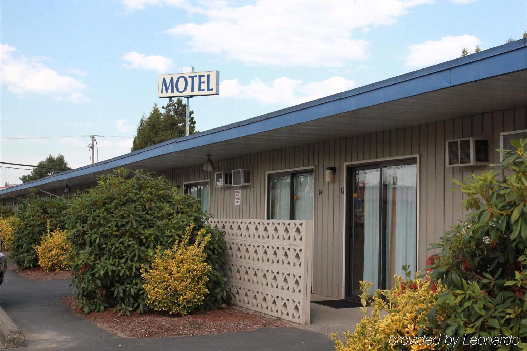 Westward Inn & Suites Langley Exterior foto