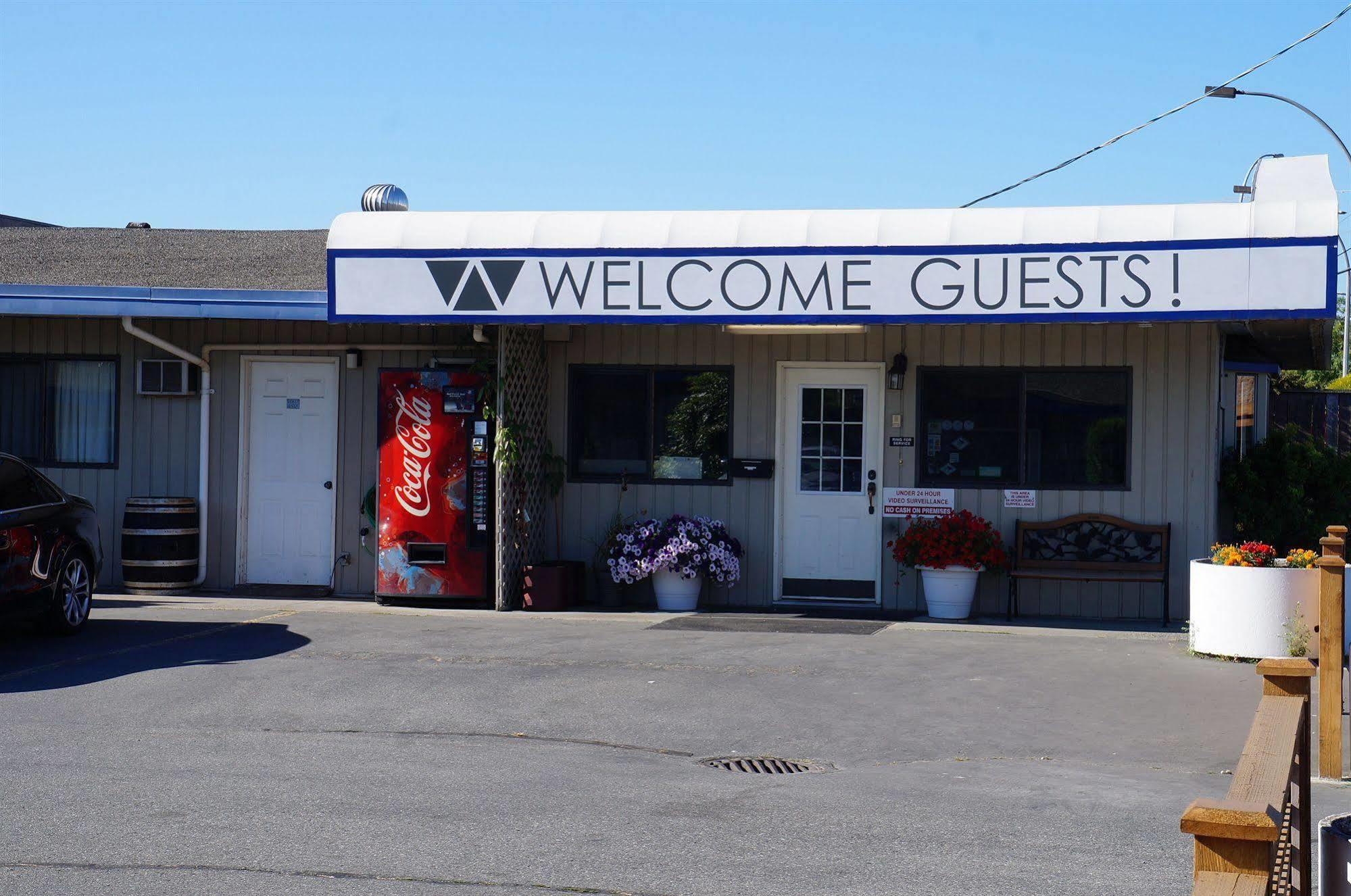 Westward Inn & Suites Langley Exterior foto